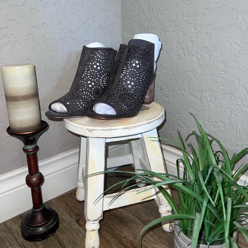 Yellow Box: Vision charcoal peep toe booties